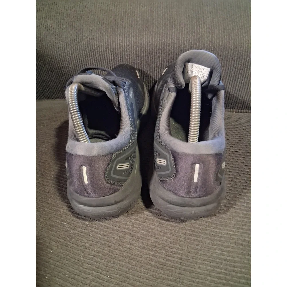Brooks ghost 14